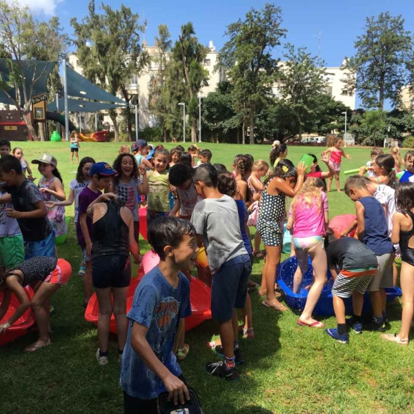  לקייטנות  18  1481709002