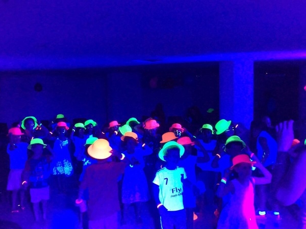 all kids in ultra light