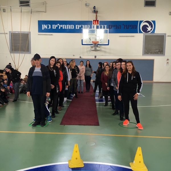 employees team building sports