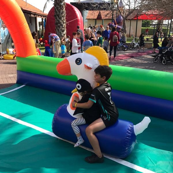 inflatable contest 5